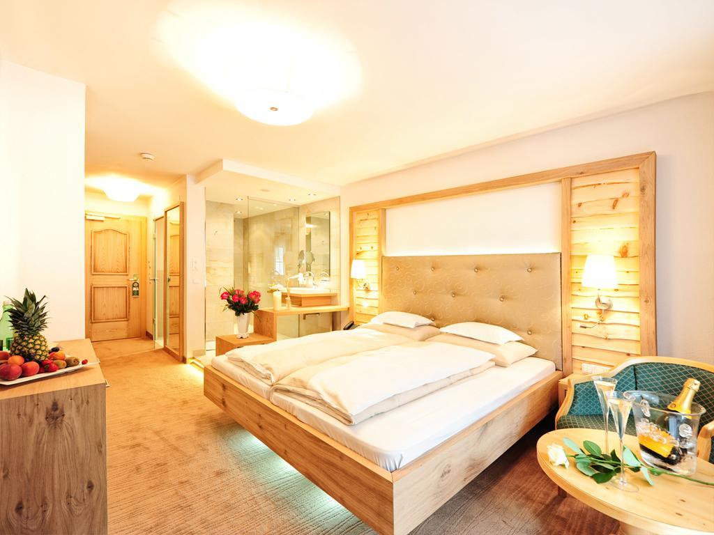 Salnerhof Superior Lifestyle Resort Ischgl Bilik gambar